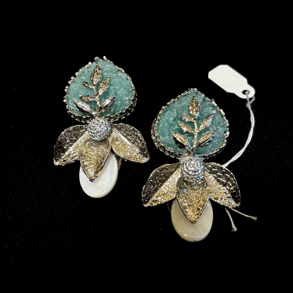 Handcrafted crush stones earrings, Pakistani Indian earrings, formal jewelry